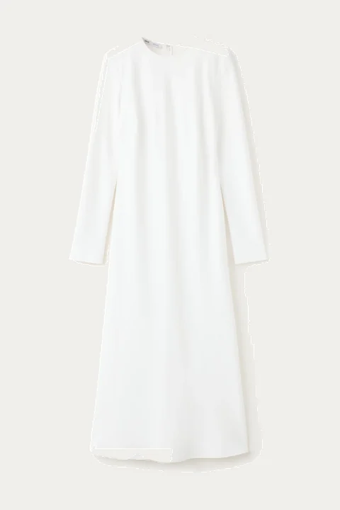 White long-sleeved straight dress